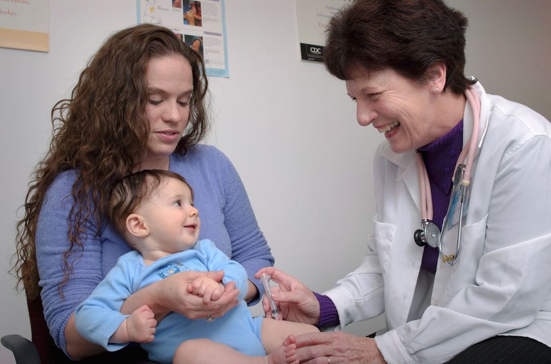 AI Scribe for Group Visits, Family Meetings, and Multi-Speaker Encounters - Transcribe Health Blog