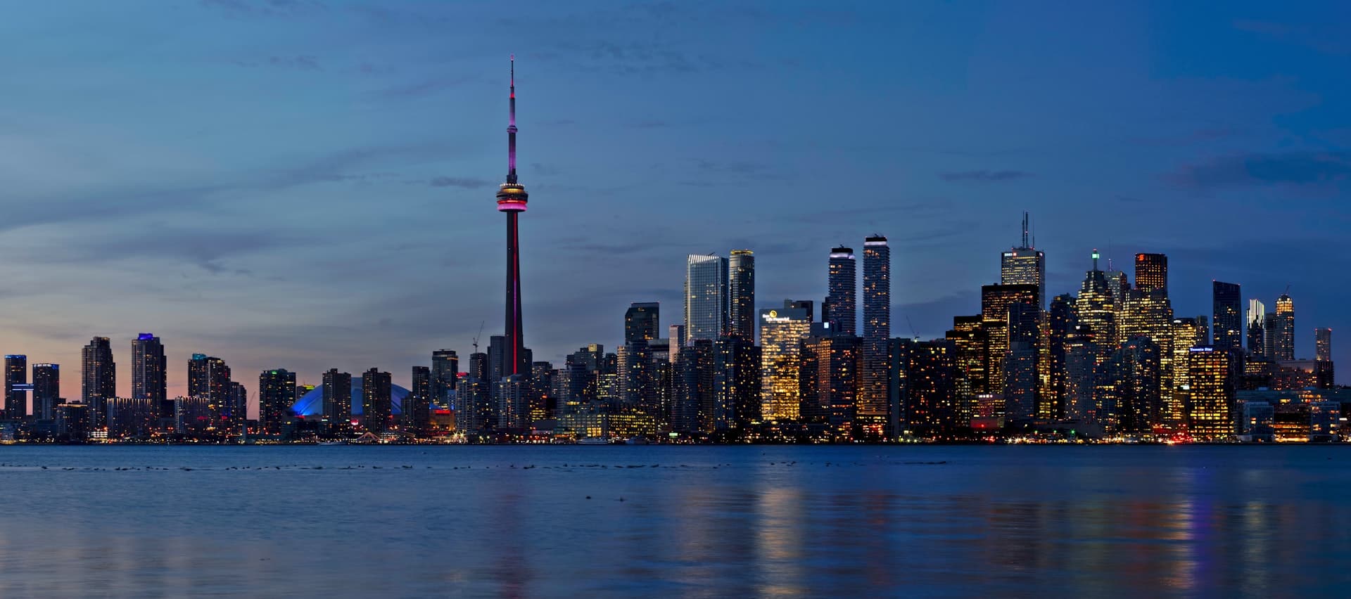 Toronto skyline with CN Tower